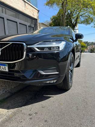 VOLVO XC60 2.0 T5 GASOLINA MOMENTUM AWD GEARTRONIC VOLVO XC60 2.0 T5 GASOLINA MOMENTUM AWD GEARTRONIC